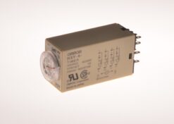 Przekaźnik czasowy H3Y-4 (230V AC) 10sek.